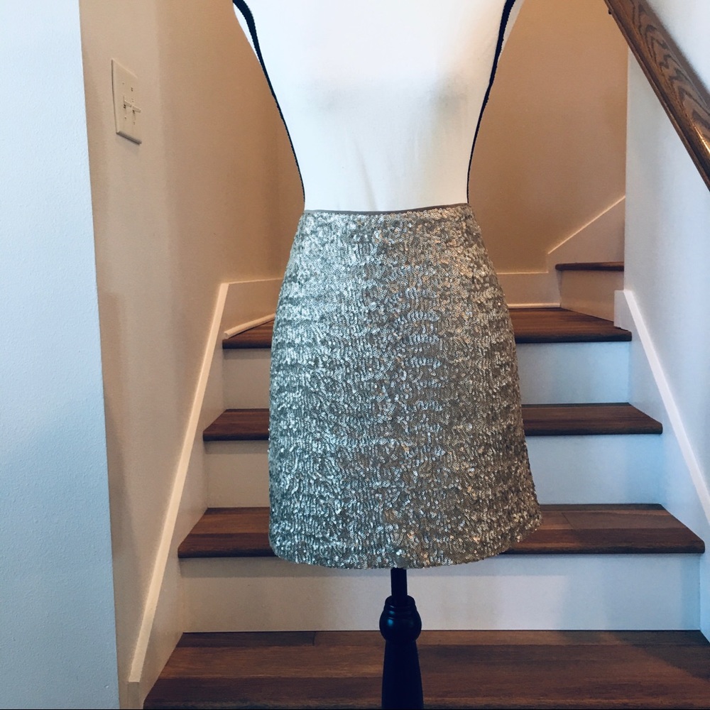 Cache skirt